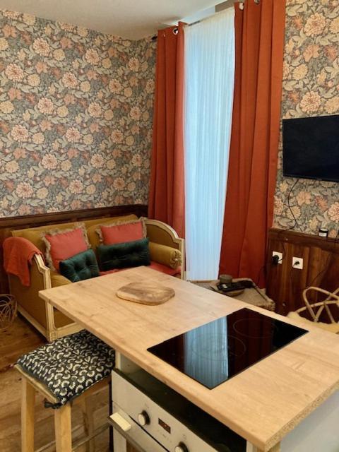 Une maison de famille Oloron-Sainte-Marie Extérieur photo