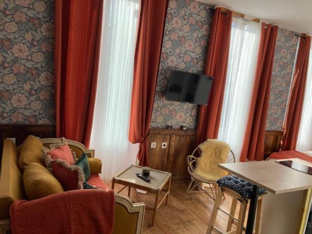 Une maison de famille Oloron-Sainte-Marie Extérieur photo